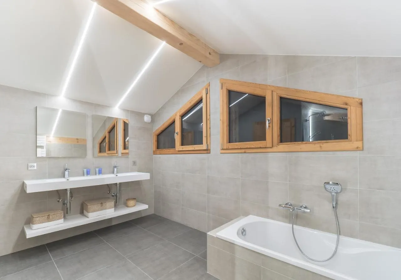Colibri Penthouse Apartment Morzine